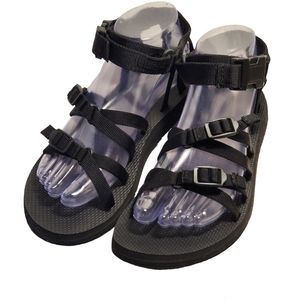 Teva Alp Sandals New Vintage Womens 8 Black Strappy Water
